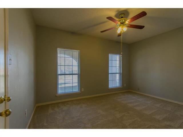 Building Photo - 1532 Tanglewood Dr
