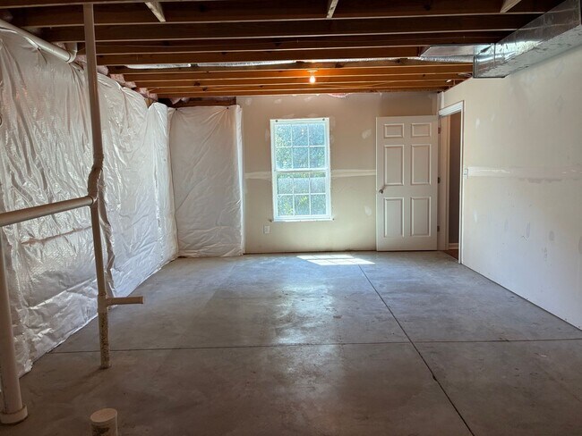 Building Photo - 238 Riley Way