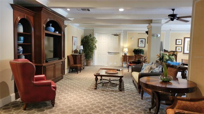 Building Photo - 1064 N Tamiami Trl