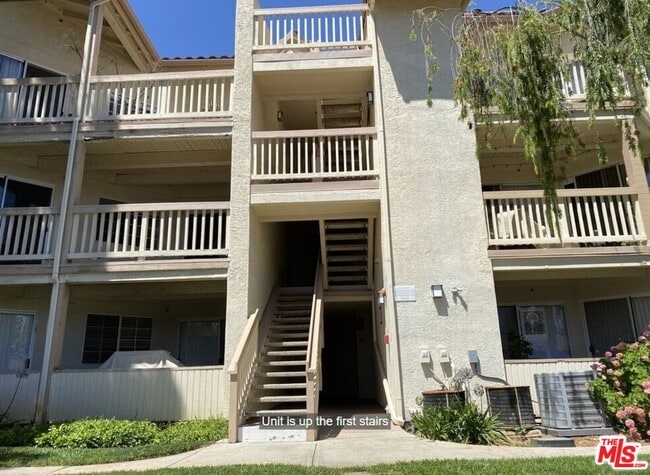 Building Photo - 5805 Oak Bend Ln