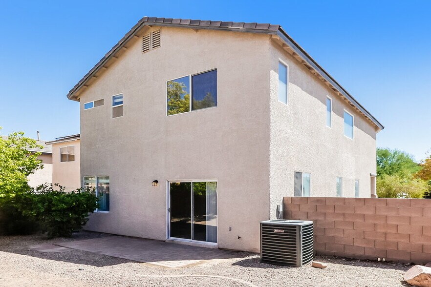 Building Photo - 7067 Salt Marsh Ct
