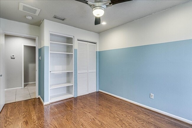 Building Photo - 5518 Sarazen Dr