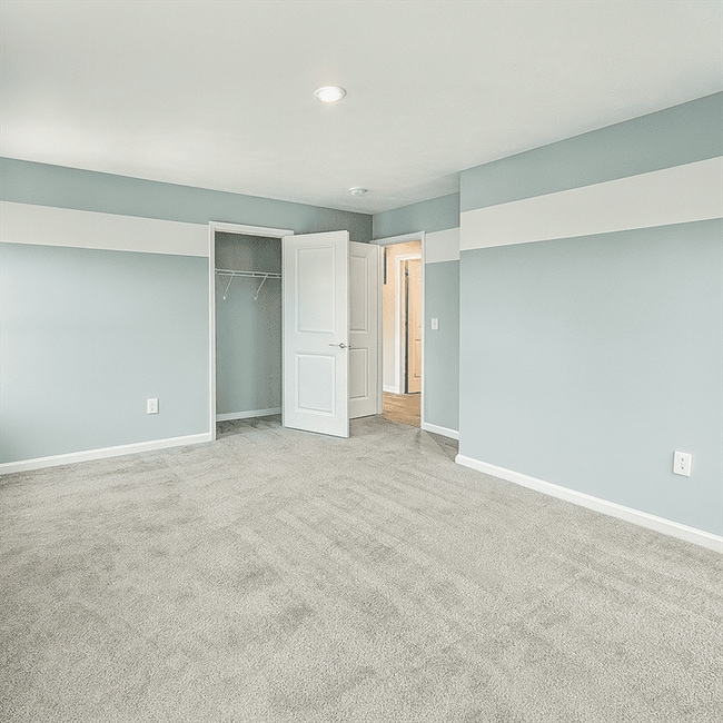 Building Photo - 240 Irongate Dr