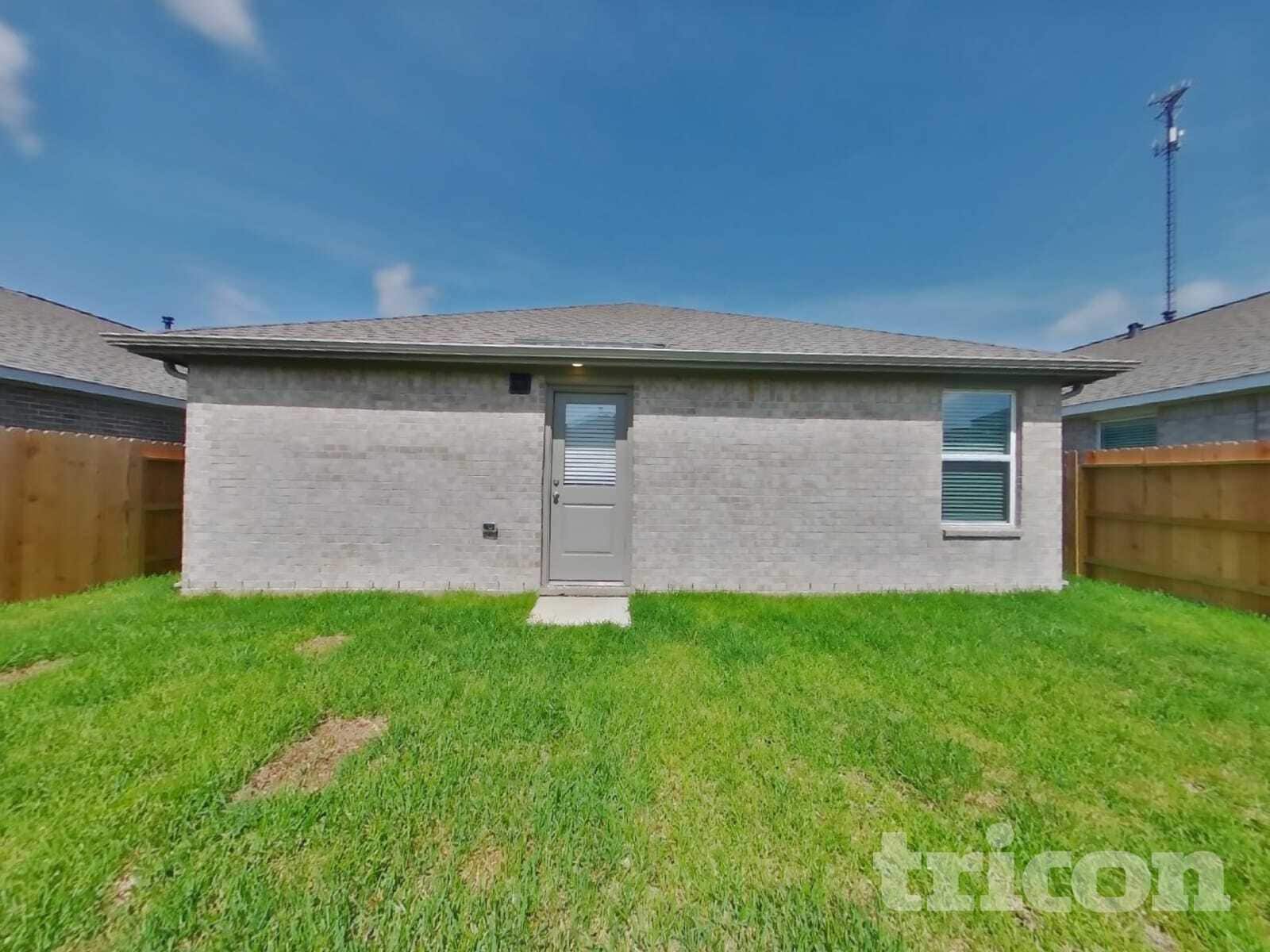 Building Photo - 3060 Dawn Sound Dr