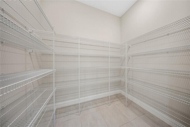 Building Photo - 10199 Brocksport Cir