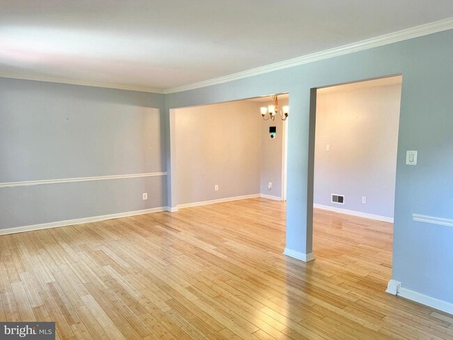 Building Photo - 12732 Lighthouse Ln