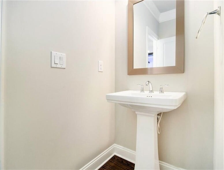 Building Photo - 5378 Terrace Bend Pl