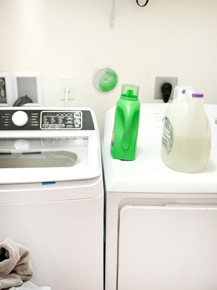 Building Photo - 4208 Troon Pl