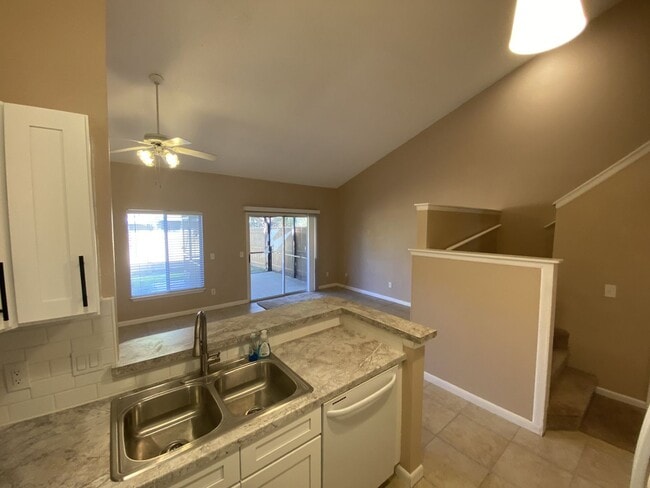 Building Photo - Charming 3-Bedroom Home for Rent in Winter Garden, FL