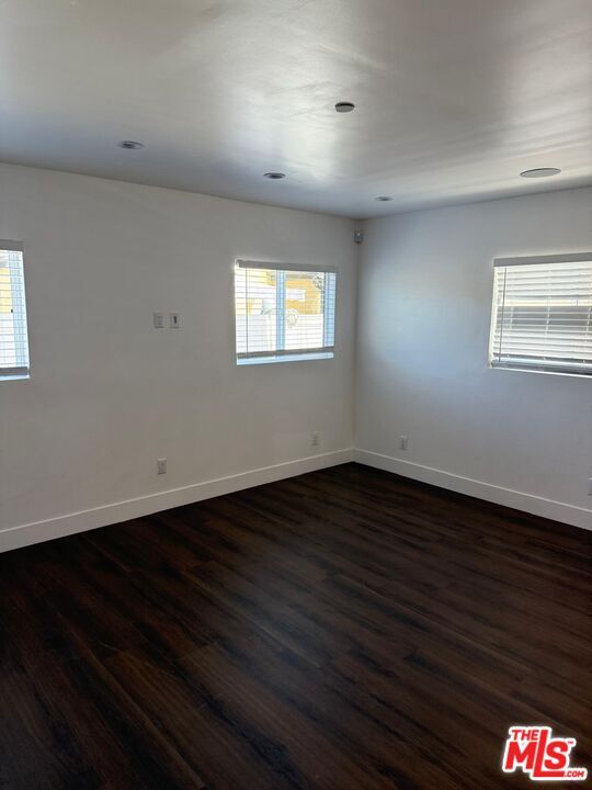 Building Photo - 6626 Blewett Ave