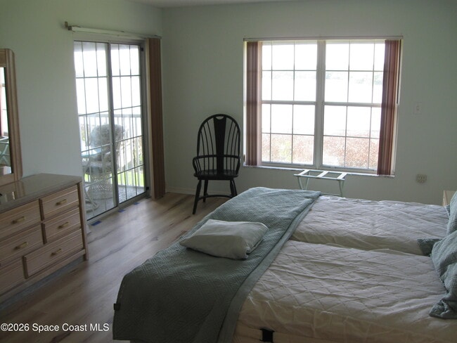 Building Photo - 630 S Brevard Ave