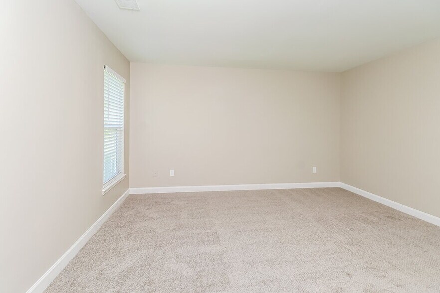 Building Photo - 6403 Wedron Ct