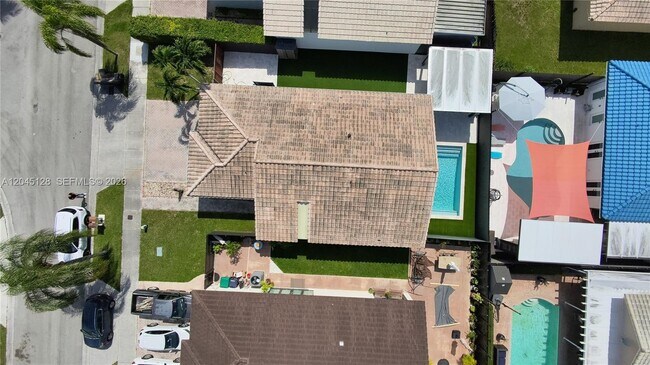 Building Photo - 14671 SW 114th Terrace