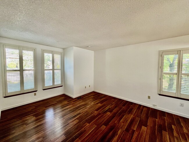 Building Photo - Check out this updated duplex in the heart...