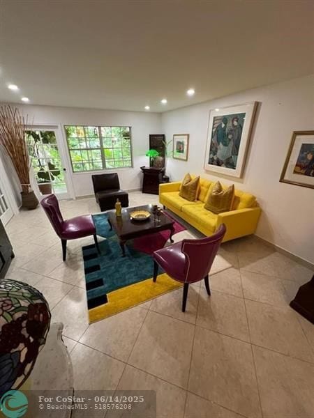 Primary Photo - 351 NE 19th Pl