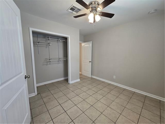 Building Photo - 123 Kadak Ln