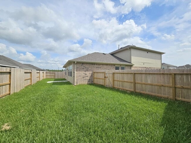 Building Photo - 8411 Bay Rdg Cir