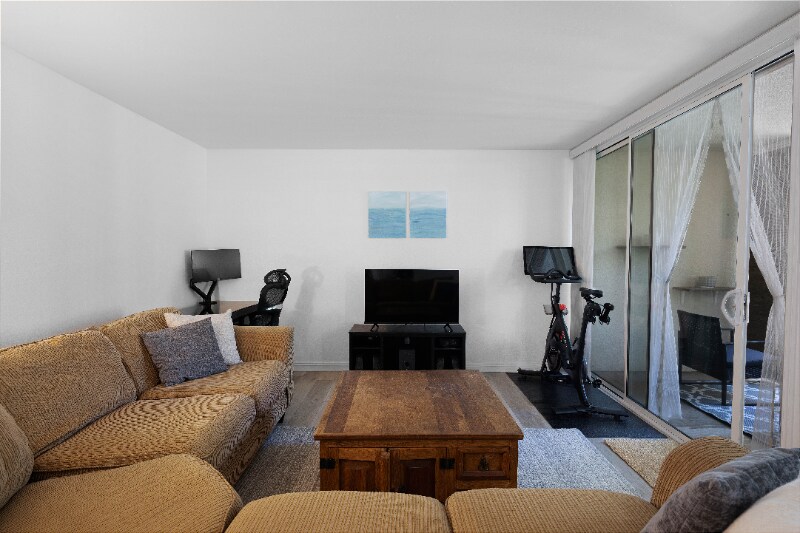 Building Photo - 4843 Collwood Blvd