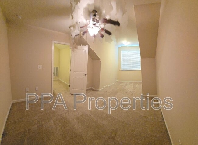 Building Photo - 225 Zante Currant Rd
