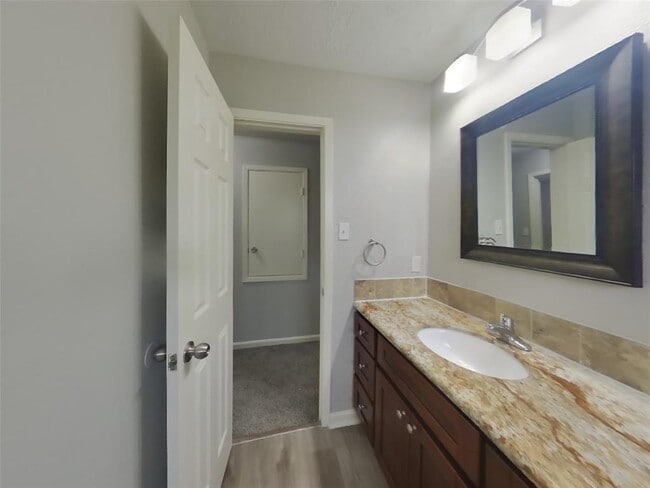 Building Photo - 4311 Chestergate Dr