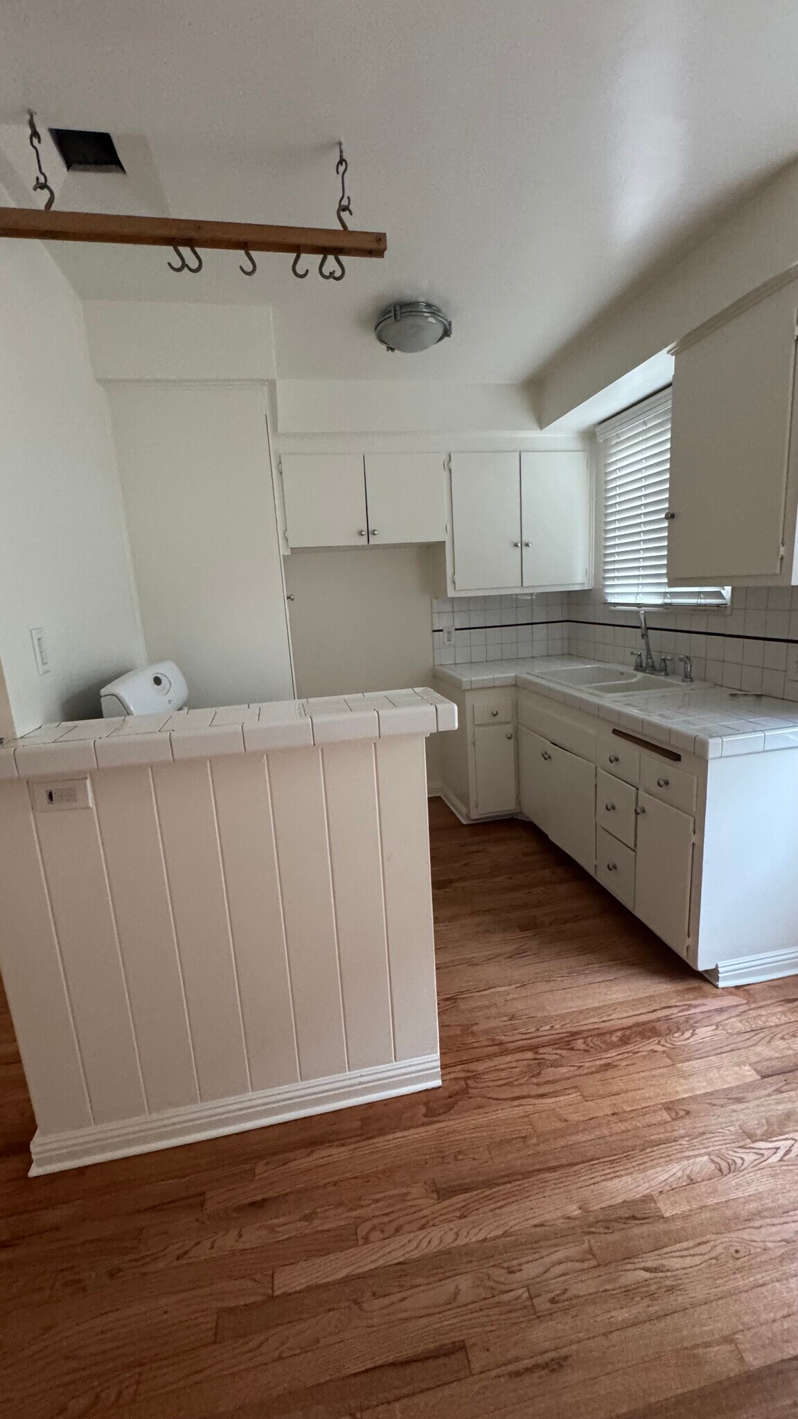 Remodeled Kitchen - 14333 Albers St