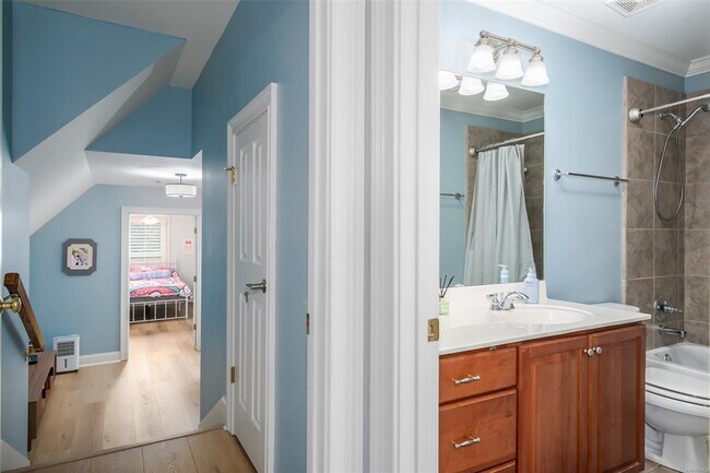 Building Photo - 8456 Marsh Pointe Dr