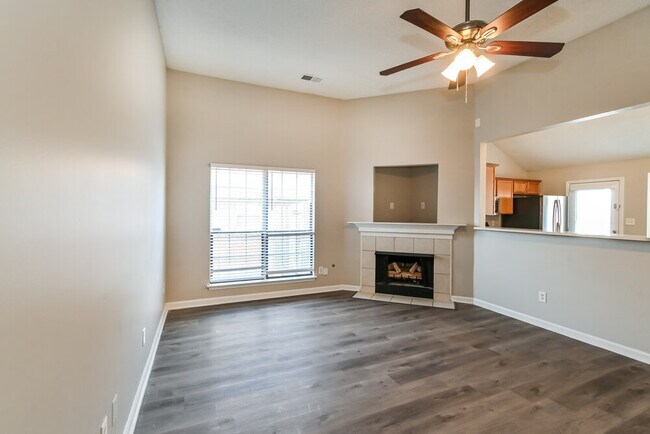 Building Photo - 9044 Snow Drift Ln