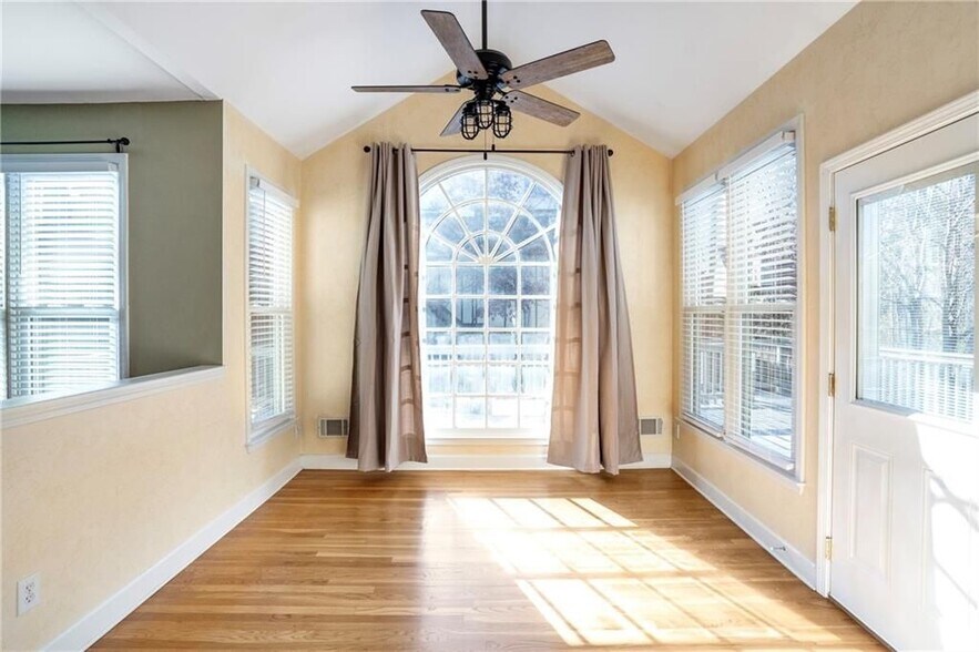Building Photo - 1200 Whitehawk Trail NW