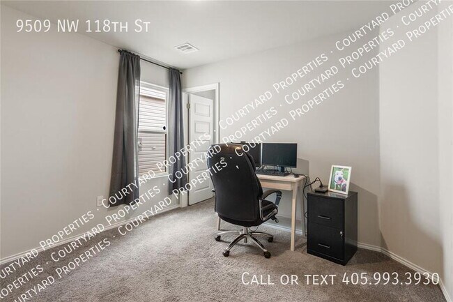 Building Photo - 9509 NW 118th St