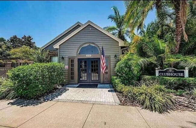 Primary Photo - 2500 Winding Creek Blvd