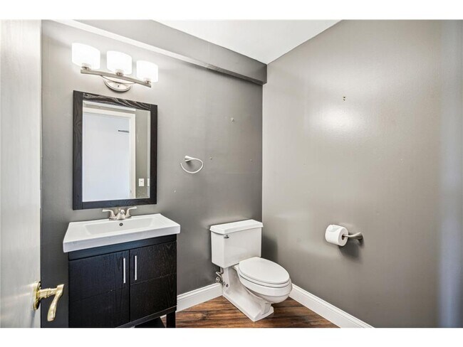 Building Photo - 2950 Dean Pkwy