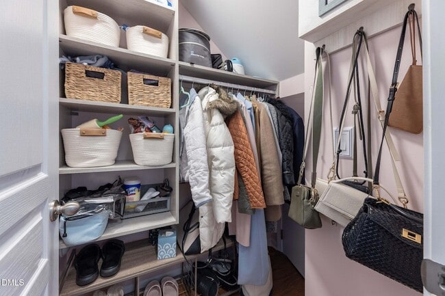 Building Photo - 9145 Wooden Rd