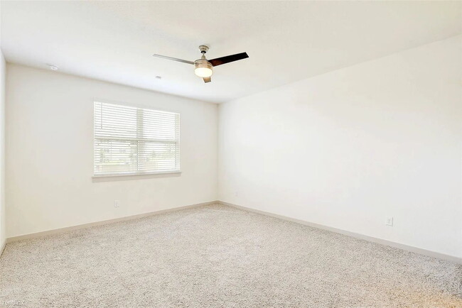 Building Photo - 121 Fairfax Ave