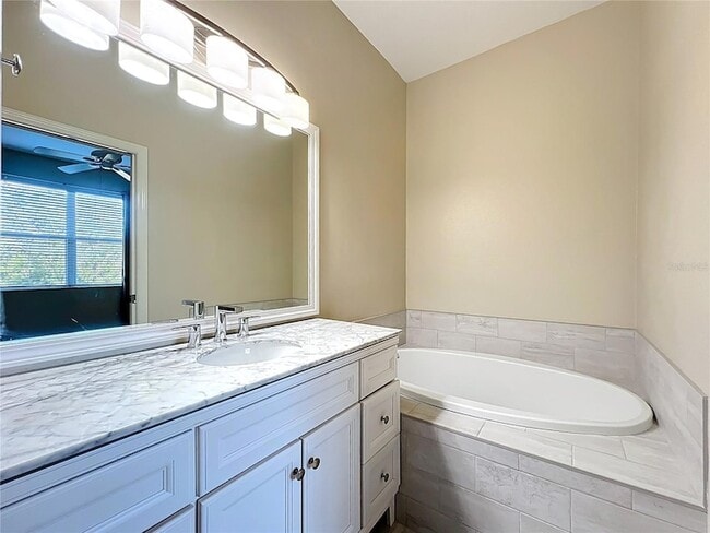 Building Photo - 3884 Deberry Dr