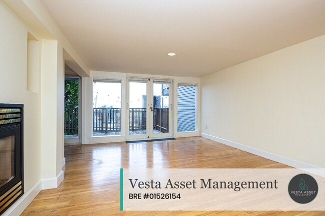 Building Photo - 301-303 Corbett Avenue