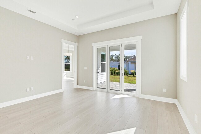 Building Photo - 20 Ravine Rd