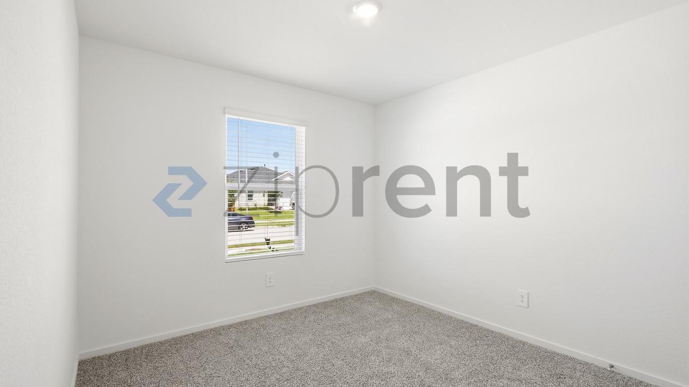 Building Photo - Unit