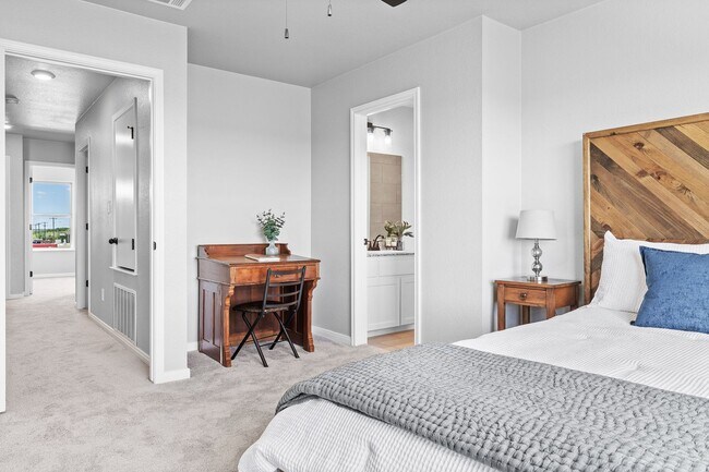 Building Photo - 619 Meiomi Dr