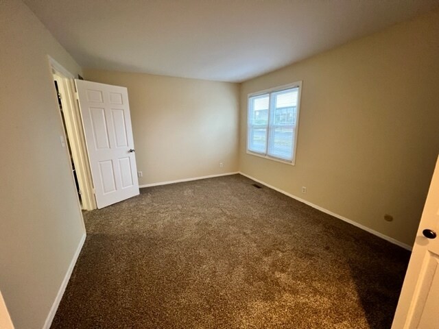 Building Photo - 2019 Oak St