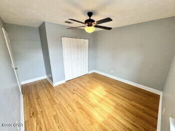 Building Photo - 2509 W 10th St