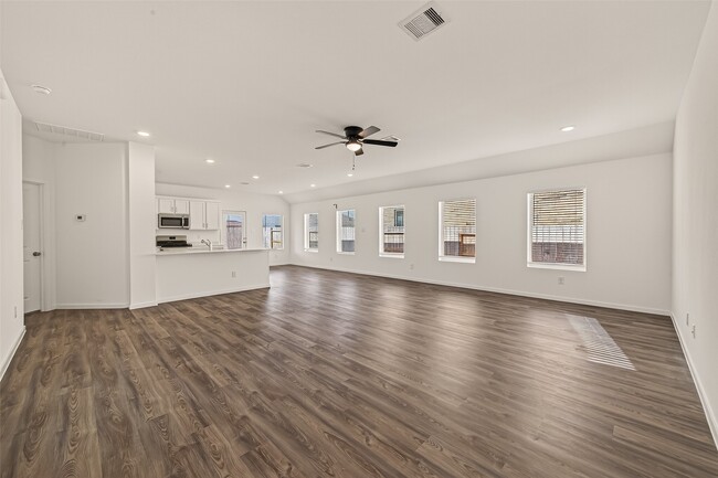 Building Photo - 7910 Eagle Crk Ln