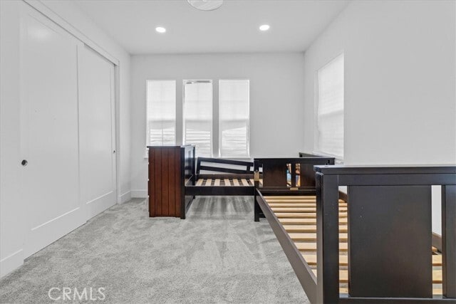 Building Photo - 211 Creekside Ct