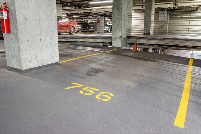 Building Photo - 9715 Woods Dr