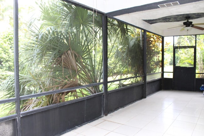 Building Photo - 7705 Forest Green Ln