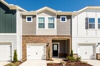 Building Photo - 213 Brook Farm Ln