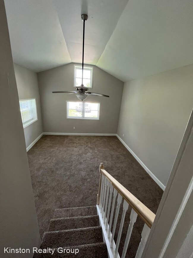 Building Photo - 3 br, 2 bath House - 550 Tyree Rd.