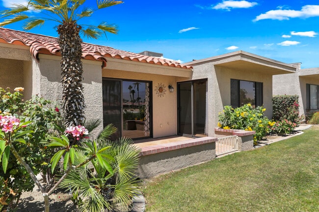 Building Photo - 40492 Bay Hill Way