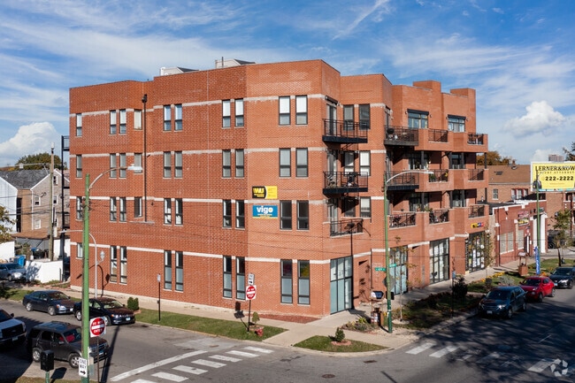 Primary Photo - 4150 S Western Ave