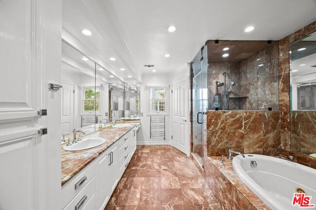 Building Photo - 502 Smithwood Dr