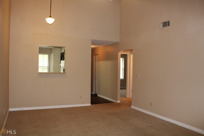 Building Photo - 207 Admirals Walk